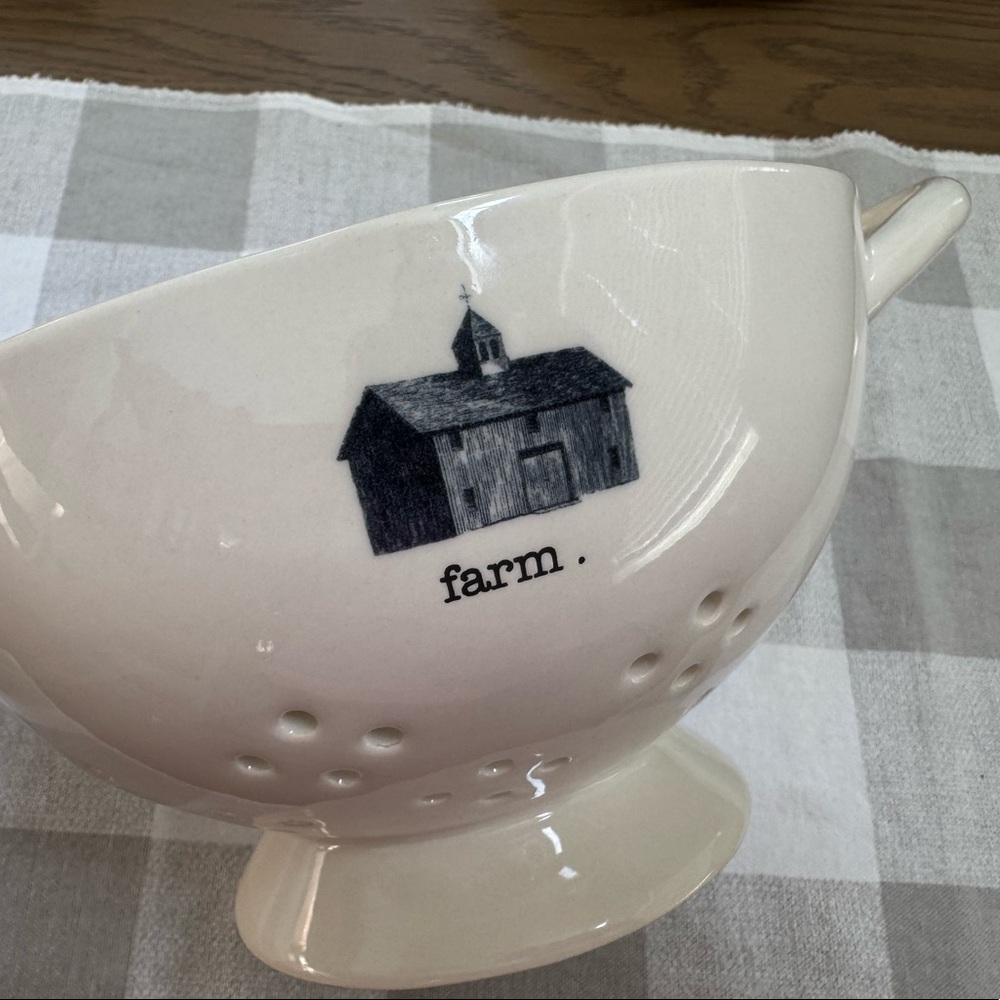 Rae Dunn Strainer